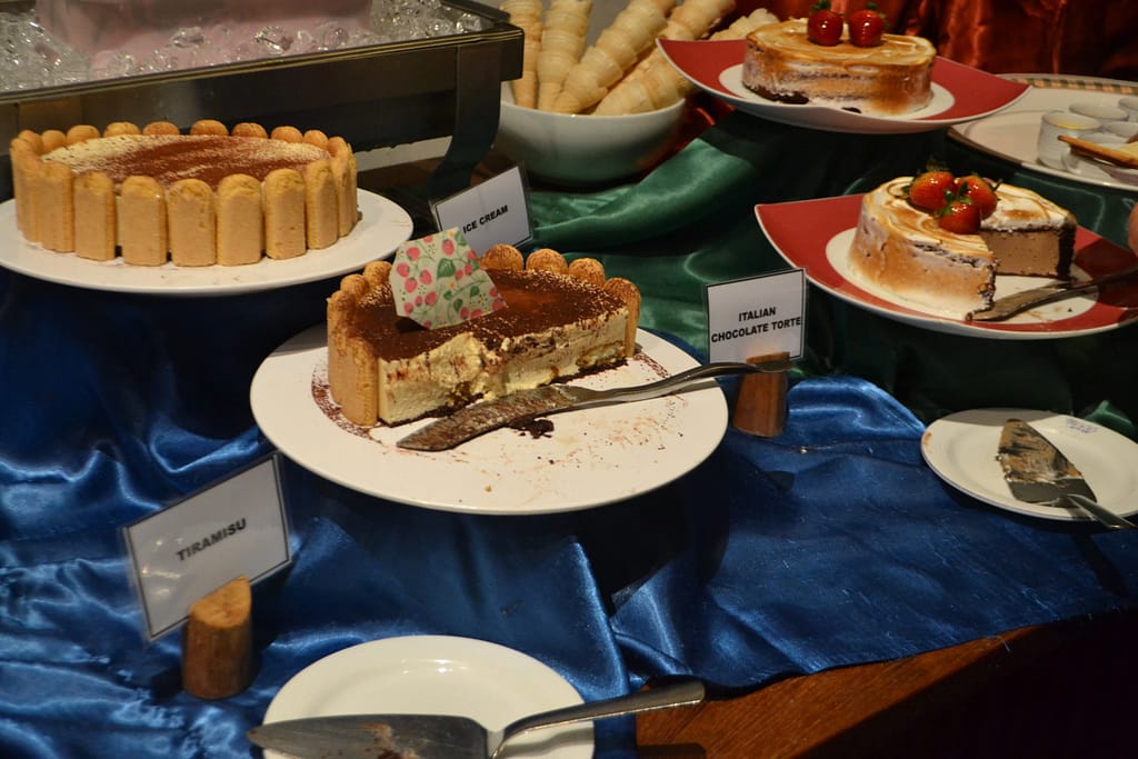 The deserts on Italian night were Divine.